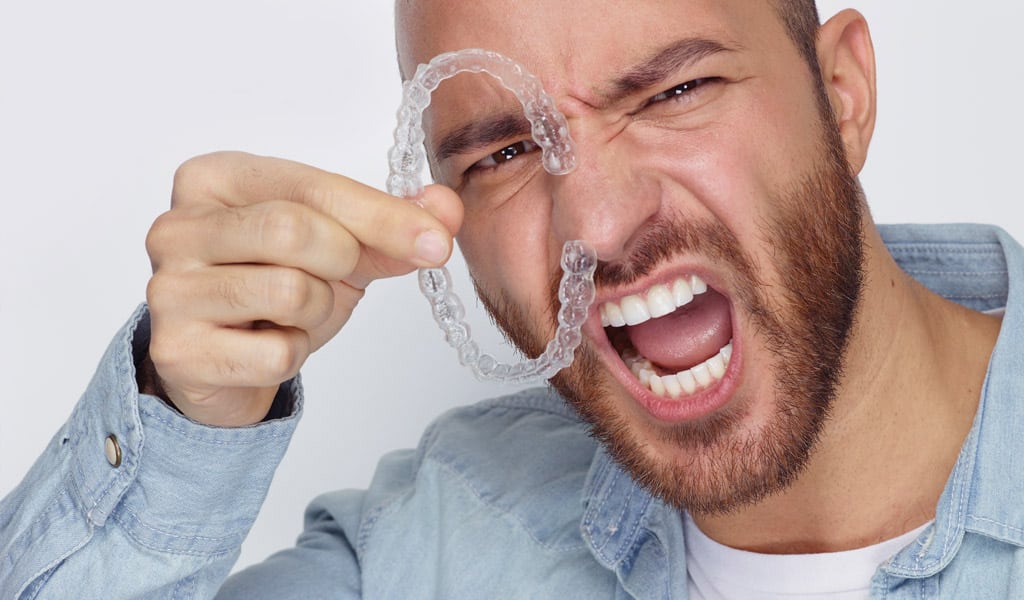 ortodoncia invisalign en Badalona